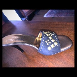 NEW Donald J Pliner Couture - Black Suede Heel